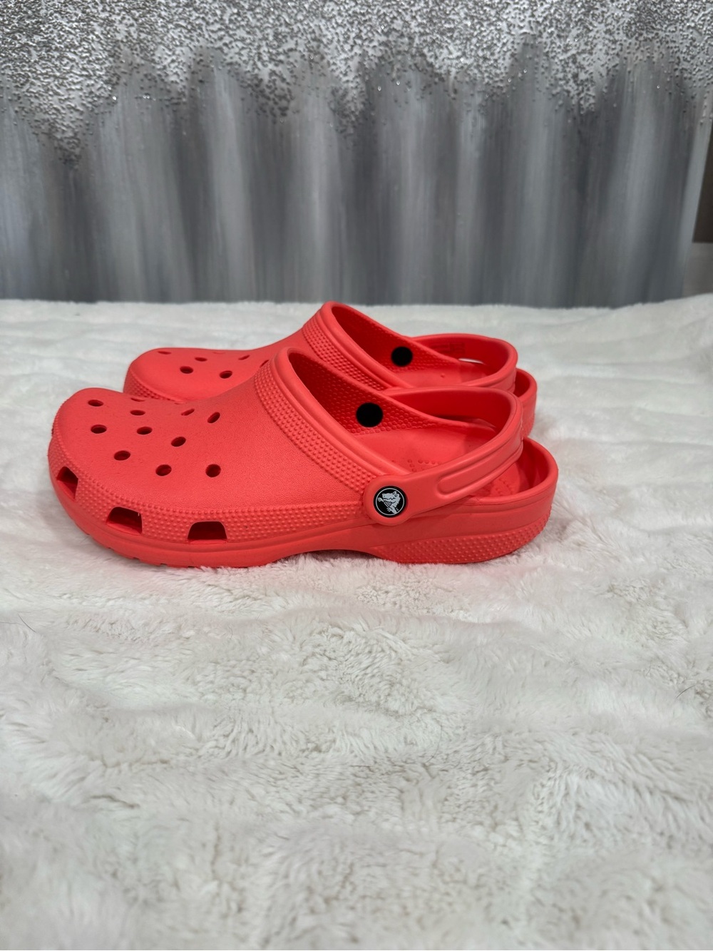 LIKE NEW Crocs Classic Clogs - Picture 4 of 6